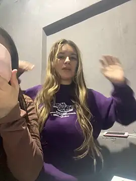 Snapshot of tetutamy chatting on September 24, 12:47 am tetutamy online show from September 24, 12:47 am