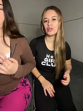 Snapshot of tetutamy chatting on October 13, 11:16 pm tetutamy online show from October 13, 11:16 pm