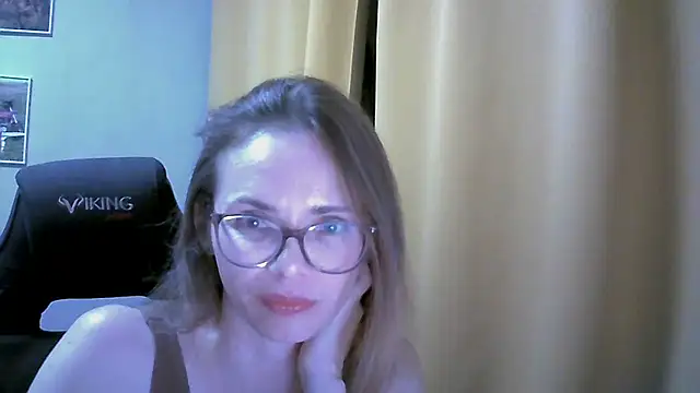 Snapshot of SEA_Dream chatting on October 11, 5:44 pm SEA Dream online show from October 11, 5:44 pm