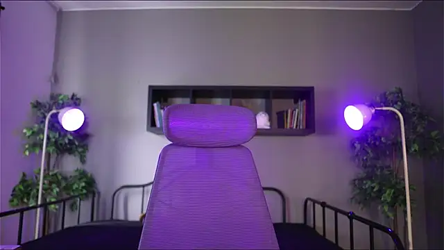 Sabrina bloom online show from December 1, 12:43 pm