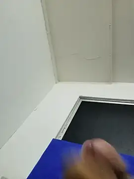 Snapshot of jhoi95 chatting on December 18, 4:07 am jhoi95 online show from December 18, 4:07 am