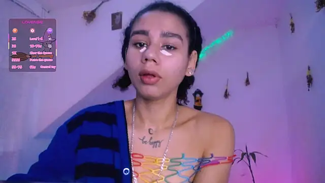 Snapshot of Nocturnawitch chatting on October 9, 4:05 pm Nocturnawitch online show from October 9, 4:05 pm