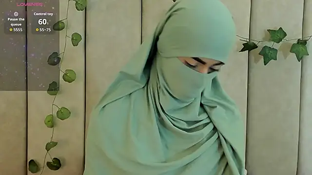  Zahiira  online show from October 8, 11:52 am