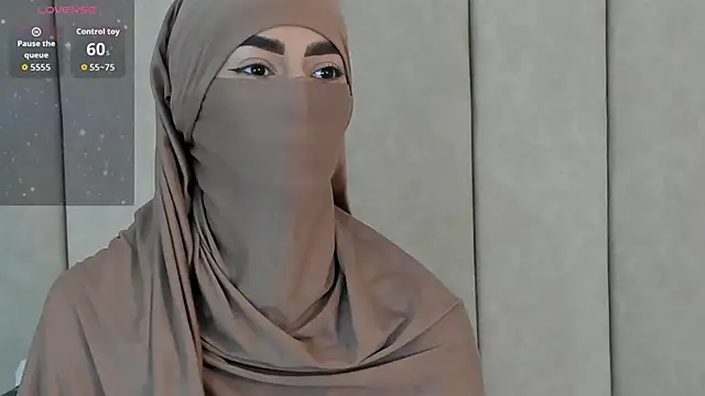  Zahiira  online show from November 12, 11:54 am