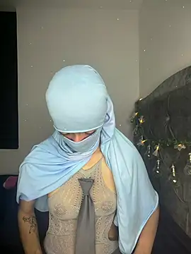  Zahiira  online show from July 18, 11:58 am