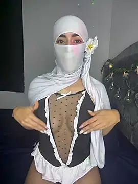  Zahiira  online show from July 26, 1:47 am