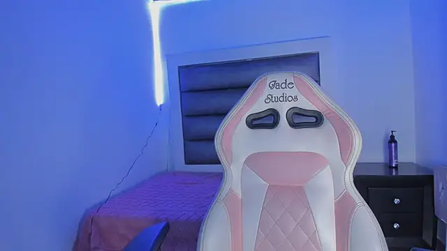 Andrea brunnette online show from November 5, 12:38 pm