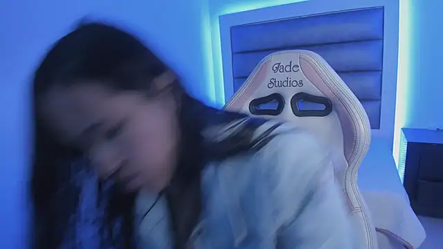 Andrea brunnette online show from November 28, 1:14 pm