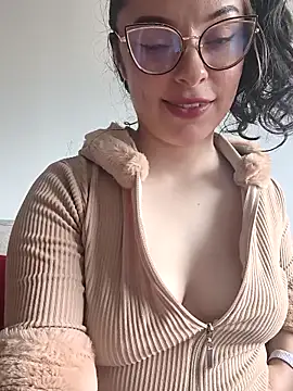 Camila Ord online show from May 2, 9:09 pm