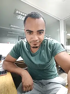 Snapshot of SanChacal5694 chatting on November 28, 11:07 pm SanChacal5694 online show from November 28, 11:07 pm