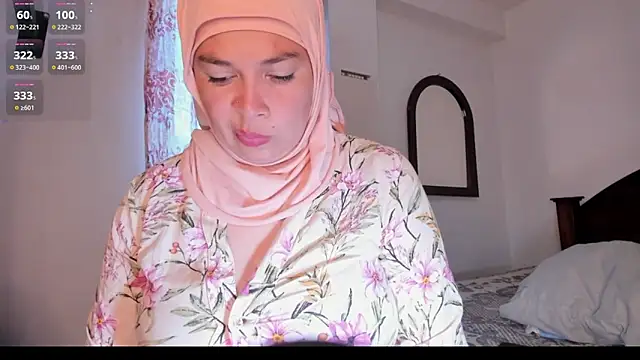 Snapshot of Noortaheri88 chatting on November 22, 11:31 am Noortaheri88 online show from November 22, 11:31 am