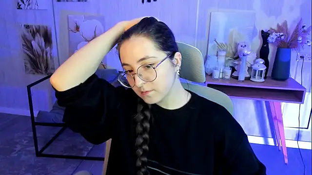 VirtuallVoyant online show from November 14, 4:33 am