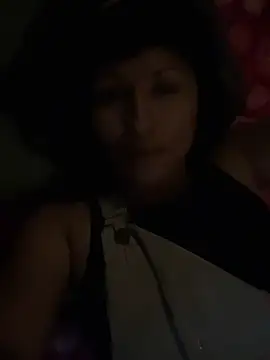 Snapshot of Huitaca_ chatting on June 20, 3:42 am Huitaca online show from June 20, 3:42 am