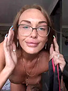 Danciaxx online show from June 17, 11:12 am