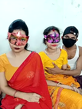 Snapshot of Sexy_kaira01 chatting on November 19, 3:56 pm Sexy kaira01 online show from November 19, 3:56 pm