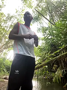 Snapshot of _Logan_Colton_ chatting on November 22, 6:51 pm Logan Colton online show from November 22, 6:51 pm