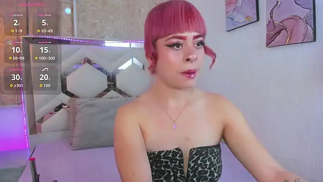 Snapshot of Venuss1_ chatting on November 6, 7:09 am Venuss1 online show from November 6, 7:09 am