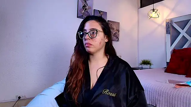 Snapshot of Rossi_ss1 chatting on July 28, 2:07 am Rossi ss1 online show from July 28, 2:07 am