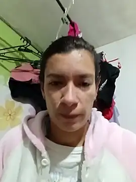 Snapshot of kim_lebanon chatting on September 12, 11:48 pm kim lebanon online show from September 12, 11:48 pm