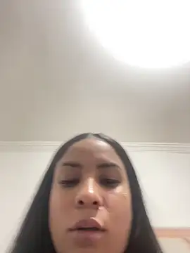 MarianaaSantos online show from June 9, 8:09 pm