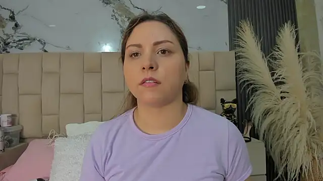 cloesummerr  online show from March 5, 1:29 pm