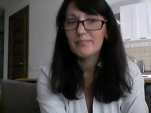 Snapshot of Elena48324 chatting on October 29, 11:01 am Elena48324 online show from October 29, 11:01 am