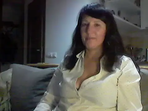 Snapshot of Elena48324 chatting on November 12, 6:30 pm Elena48324 online show from November 12, 6:30 pm