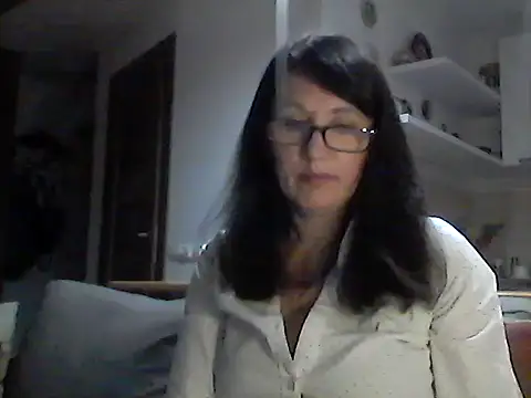 Snapshot of Elena48324 chatting on November 21, 2:05 pm Elena48324 online show from November 21, 2:05 pm