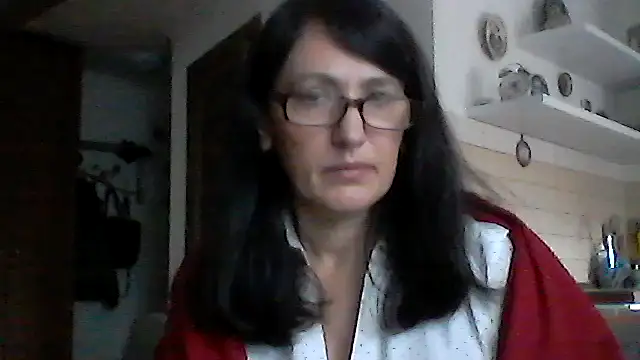 Snapshot of Elena48324 chatting on December 16, 10:42 am Elena48324 online show from December 16, 10:42 am