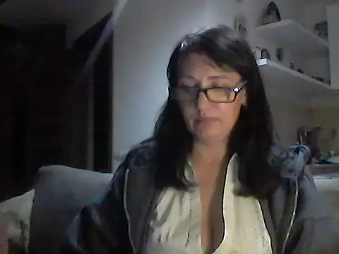 Snapshot of Elena48324 chatting on January 9, 3:04 pm Elena48324 online show from January 9, 3:04 pm