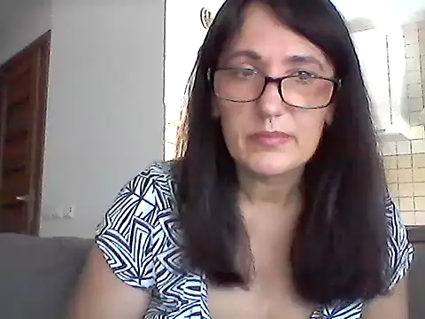 Elena48324 online show from June 26, 10:08 am