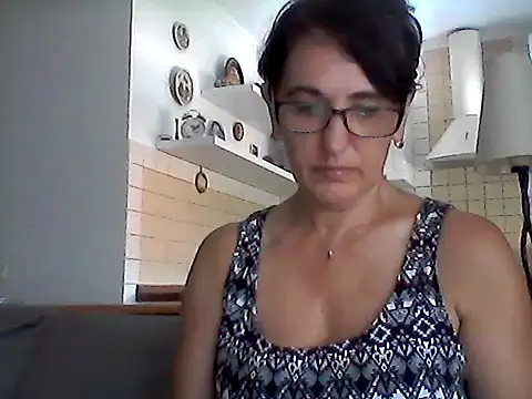 Elena48324 online show from August 1, 11:09 am