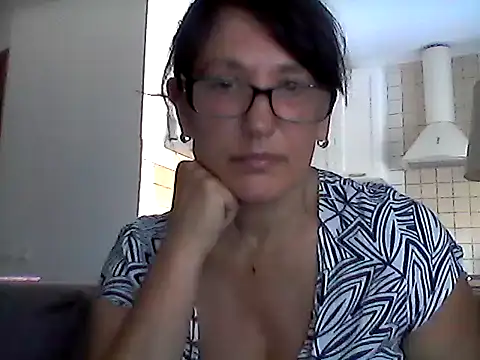 Elena48324 online show from August 2, 8:57 am
