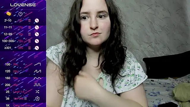 Snapshot of alice_allens chatting on September 20, 9:32 am alice allens online show from September 20, 9:32 am