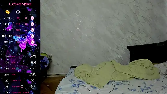 Snapshot of alice_allens chatting on September 22, 8:16 am alice allens online show from September 22, 8:16 am