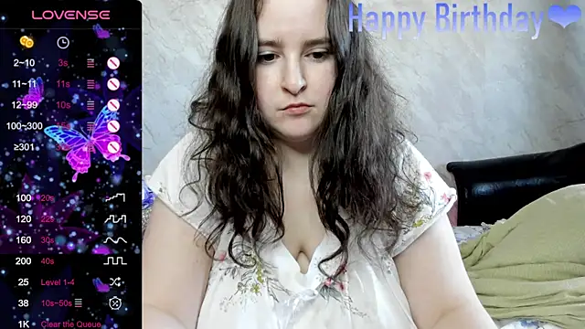 Snapshot of alice_allens chatting on September 24, 1:25 pm alice allens online show from September 24, 1:25 pm