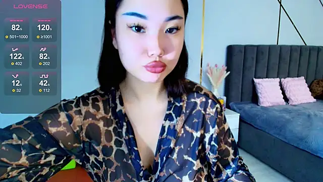 Snapshot of hwa_rin chatting on October 27, 3:49 pm hwa rin online show from October 27, 3:49 pm