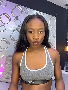 Skylar Smith  online show from February 2, 11:53 am