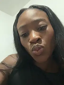 Skylar Smith  online show from February 16, 11:50 am