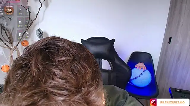 stev austin  online show from October 17, 7:16 pm