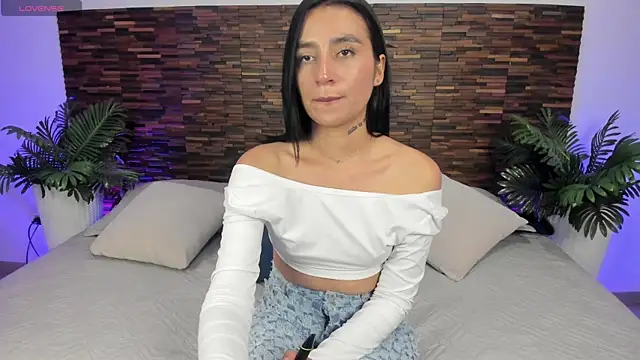 Snapshot of debra_win chatting on November 5, 3:17 am debra win online show from November 5, 3:17 am