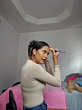 valentini villa online show from February 3, 5:40 pm