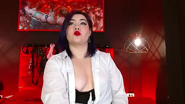 Lilih golden online show from October 23, 11:42 am