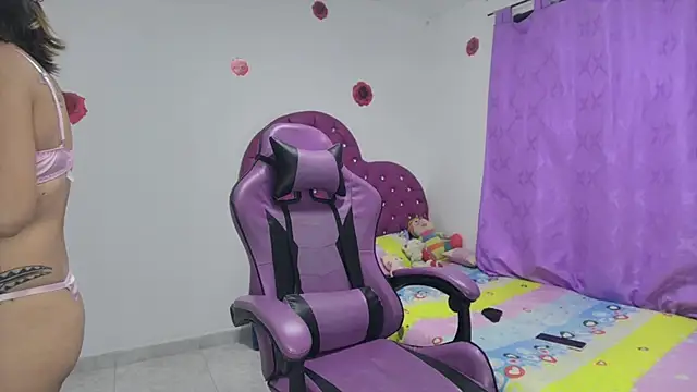 soffy rosses online show from December 17, 3:34 am