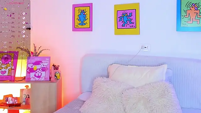 AprilAddams  online show from November 5, 9:59 pm