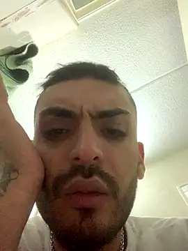 malek xarx  online show from September 18, 2:02 am