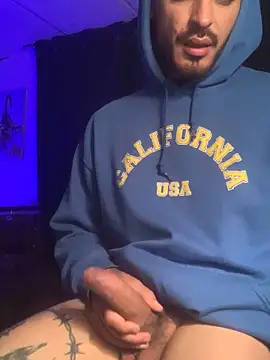 malek xarx  online show from October 5, 6:45 am