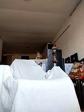 Snapshot of Jhoan_Simply chatting on December 13, 10:15 pm Jhoan Simply online show from December 13, 10:15 pm