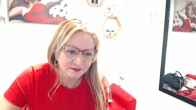 DIVAX MONSERRAT online show from February 16, 10:39 pm