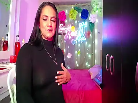 FernandaRui online show from March 10, 12:04 am